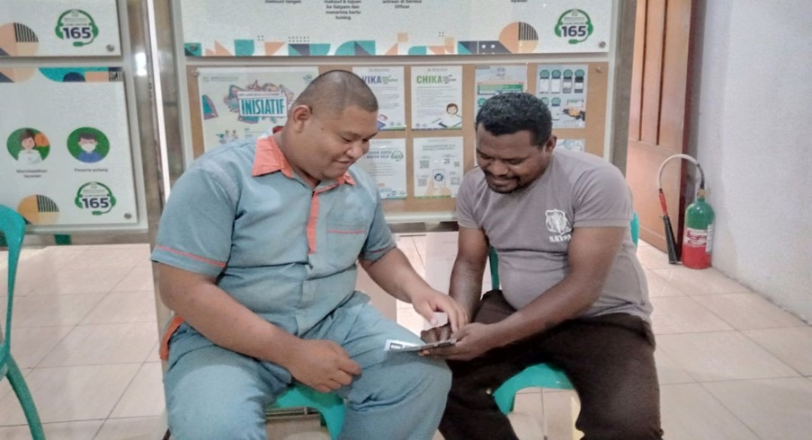 2DA2812B-48F7-496F-9C29-8A53E5F306CD